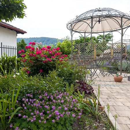 톨민 Hisa Magnolija 빌라 외부 사진